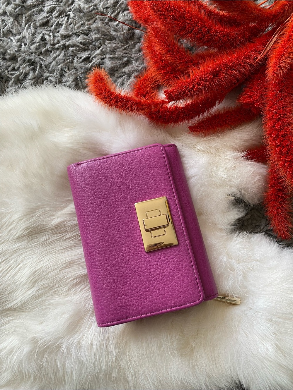 Danier Vibrant Fuchsia Pebbled Leather Trifold Wallet